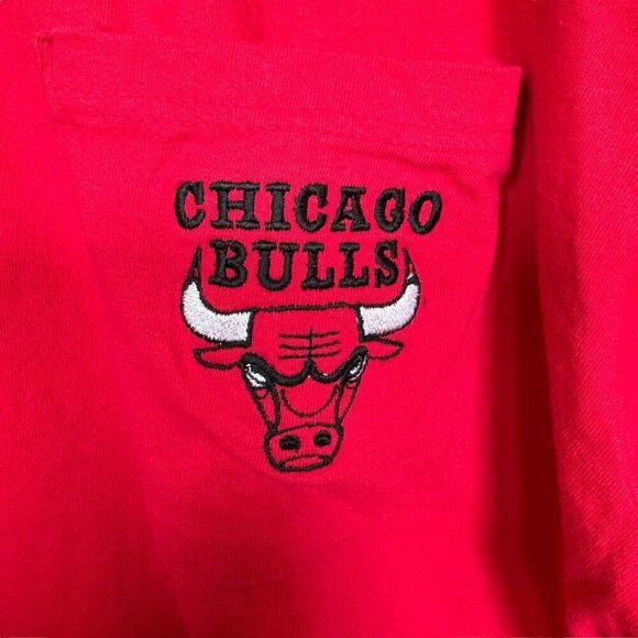 Vtg 90s Sports Fan Chicago Bulls Double Sided Pocket T Shirt Sz XL - Picture 2 of 8